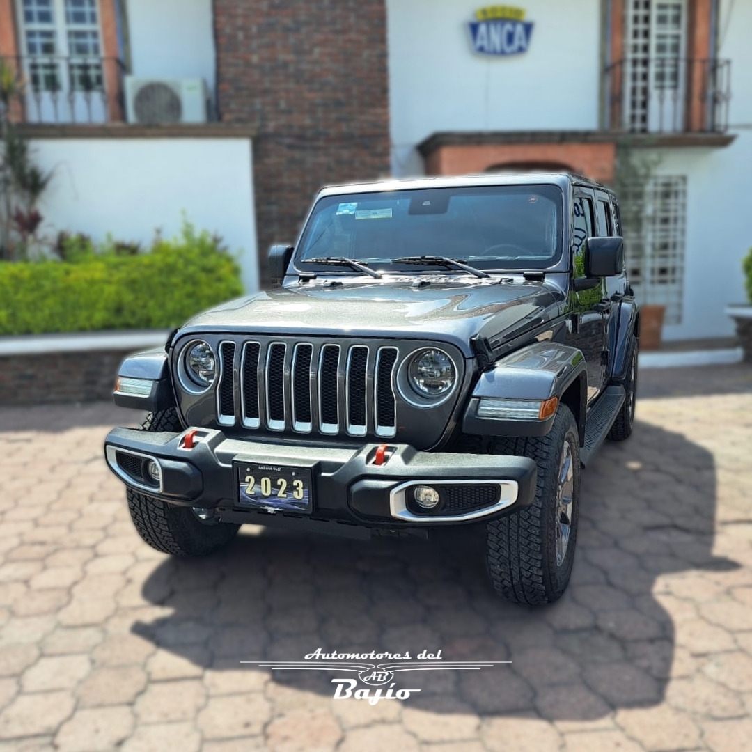 <a href='https://automotoresdelbajio.com.mx/autos/auto/3696'> Jeep  <br> Wrangler Sahara </a>