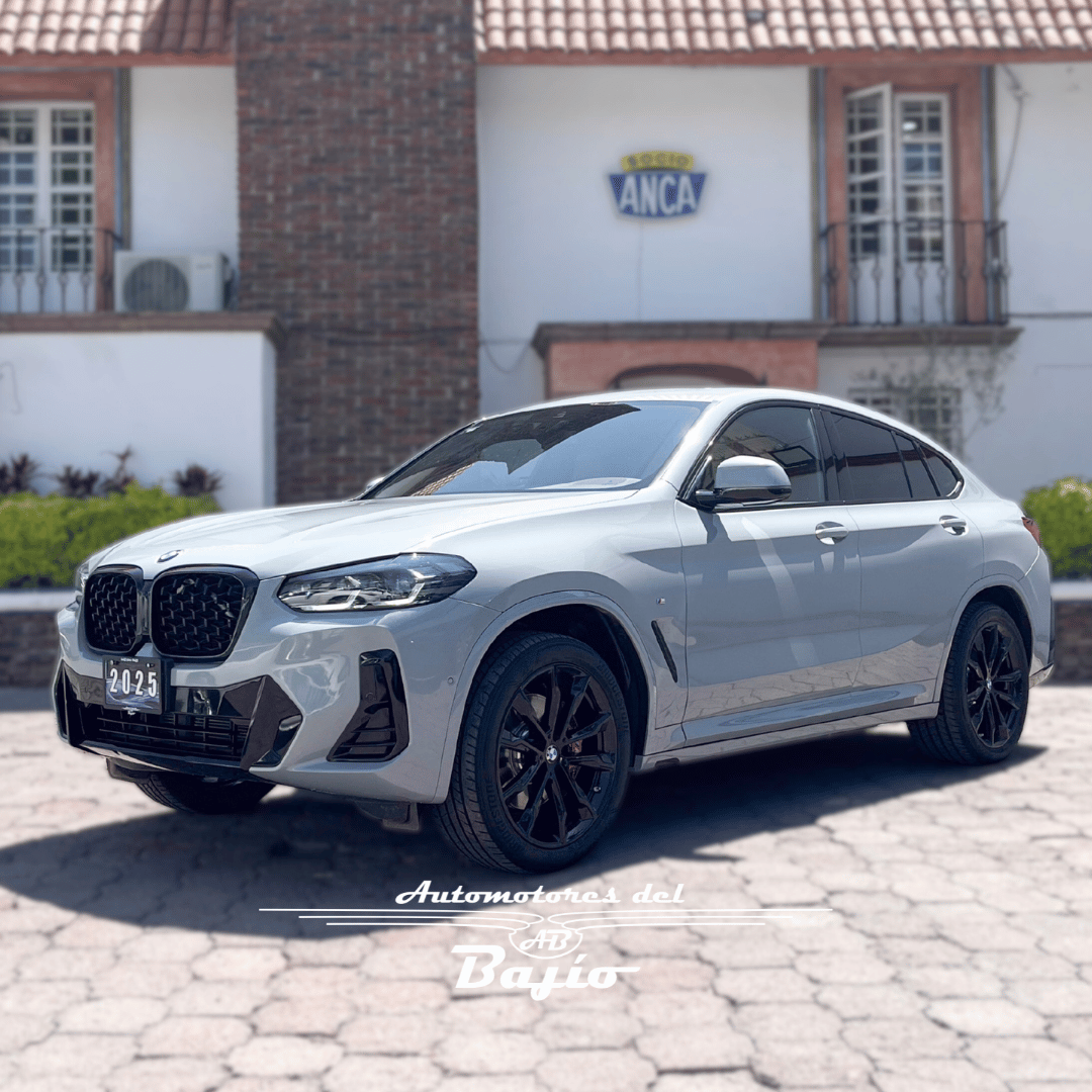 <a href='https://automotoresdelbajio.com.mx/autos/auto/3553'> BMW <br> X4 xDrive30i</a>