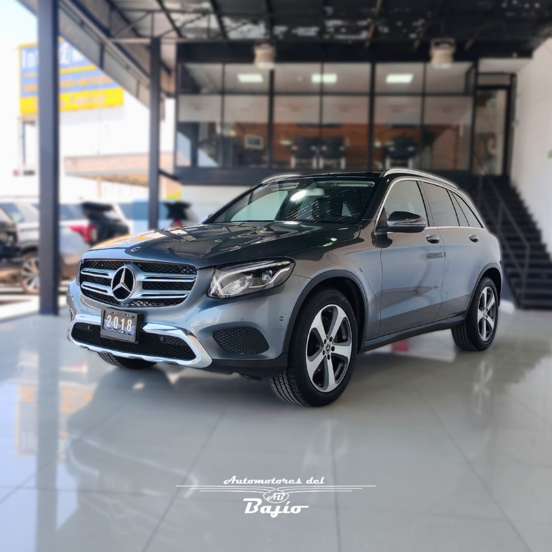 <a href='https://automotoresdelbajio.com.mx/autos/auto/3580'> Mercedes Benz  <br> GLC300 Off Road </a>