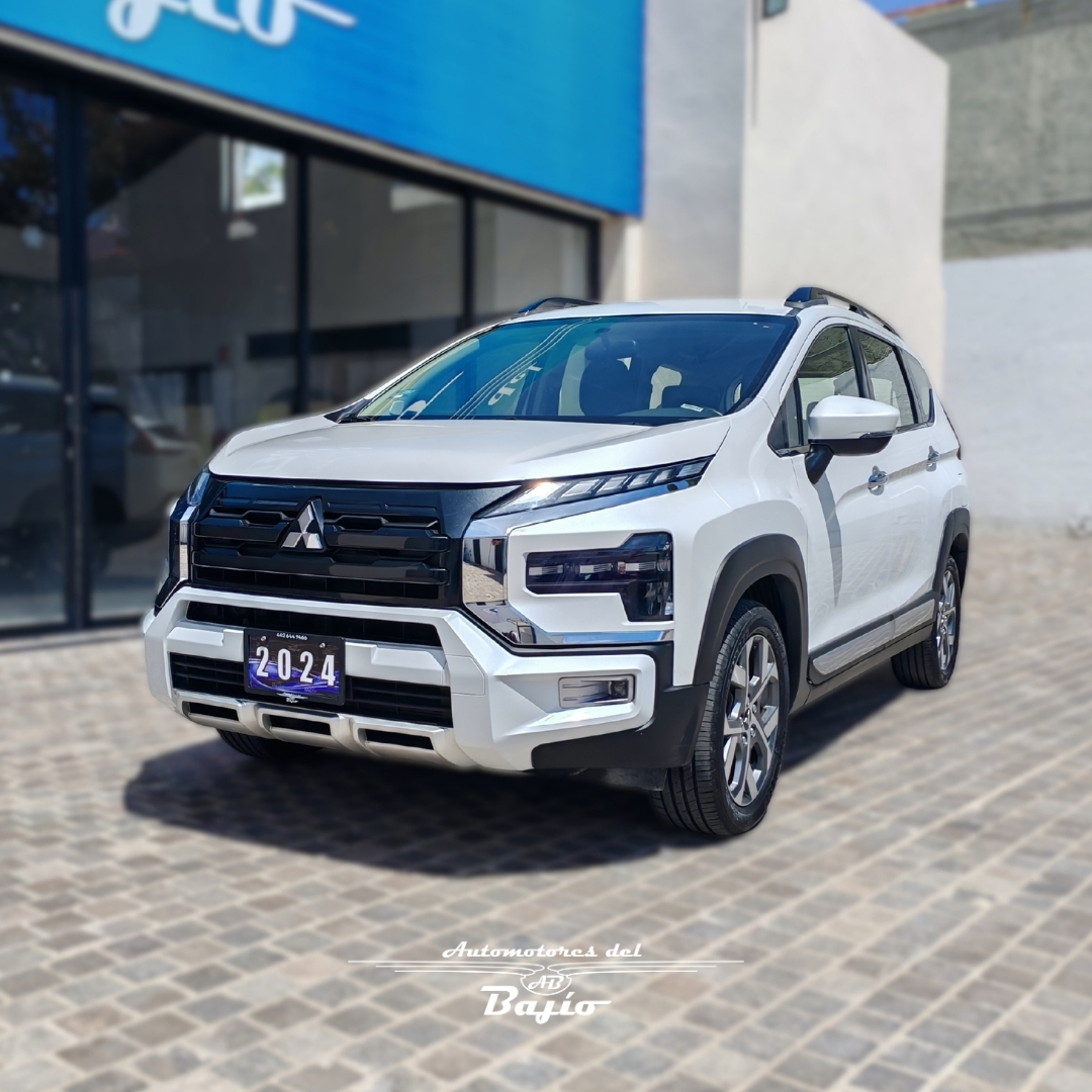 <a href='https://automotoresdelbajio.com.mx/autos/auto/3694'> Mitsubishi <br> Xpander Cross</a>