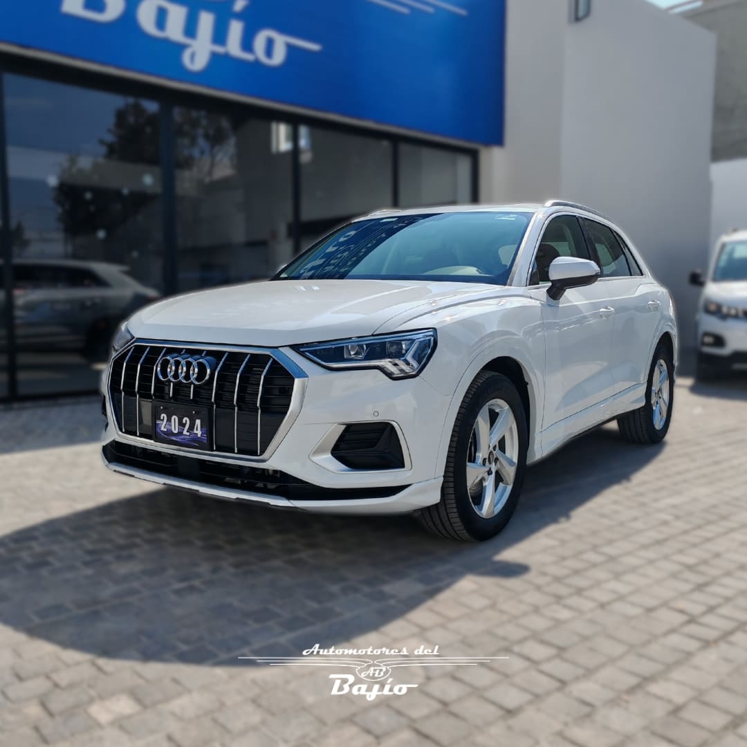 <a href='https://automotoresdelbajio.com.mx/autos/auto/3552'> AUDI <br> Q3 Select 40 TFSI</a>