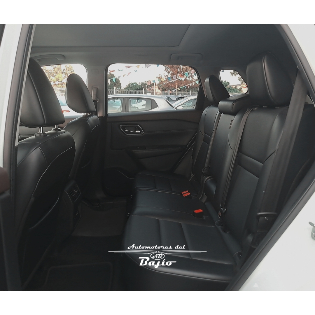 <a href='https://automotoresdelbajio.com.mx/autos/auto/3730'> NISSAN <br> XTRAIL PLATINUM 7PASAJEROS</a>