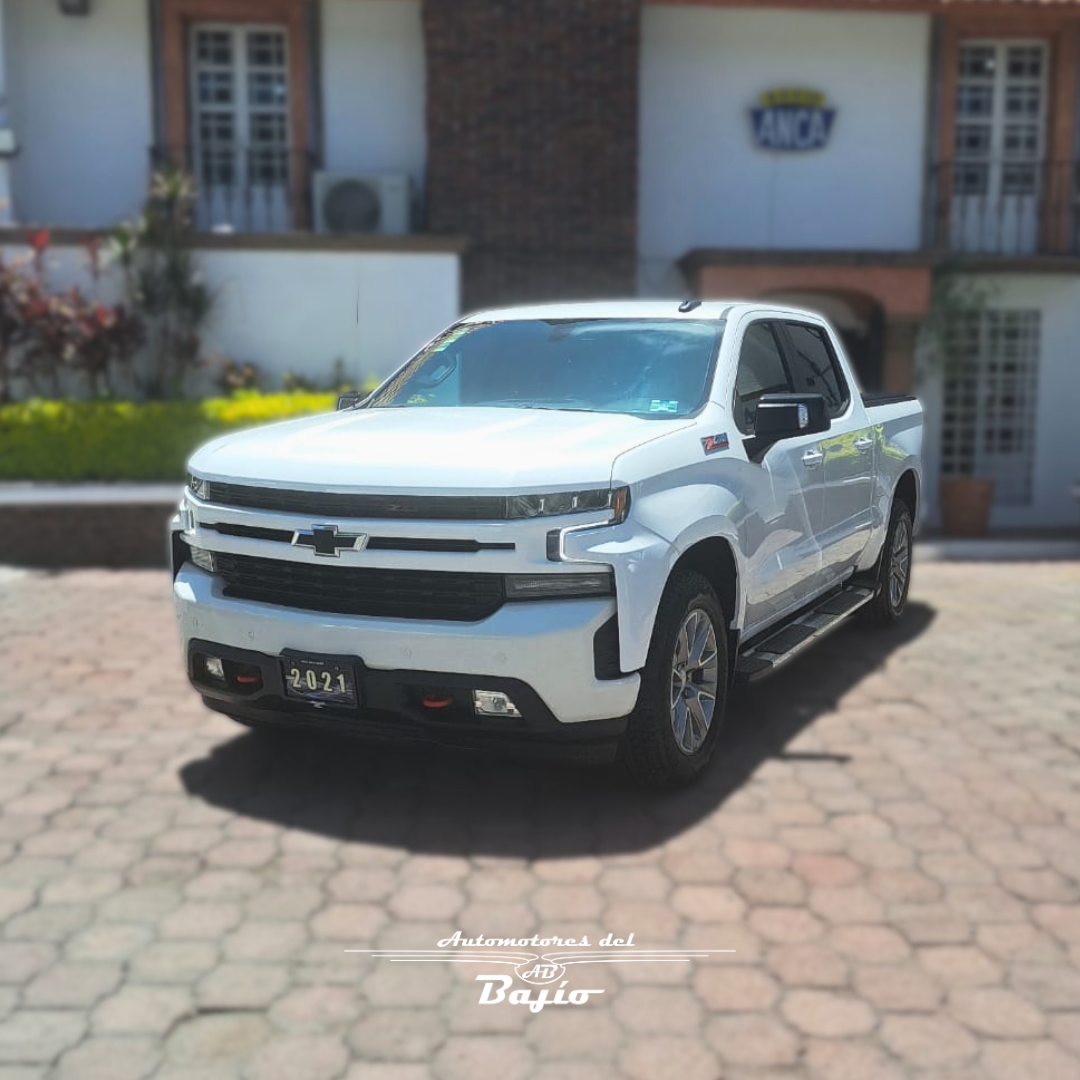 <a href='https://automotoresdelbajio.com.mx/autos/auto/3677'> CHEVROLET <br> CHEYENNE RST 4X4</a>
