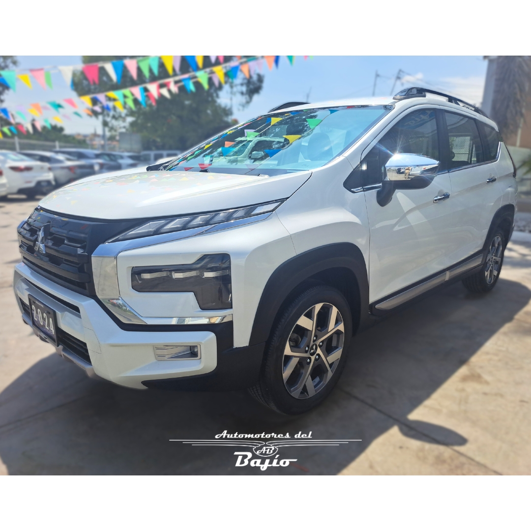 <a href='https://automotoresdelbajio.com.mx/autos/auto/3699'> MITSUBISHI <br> XPANDER CROSS</a>