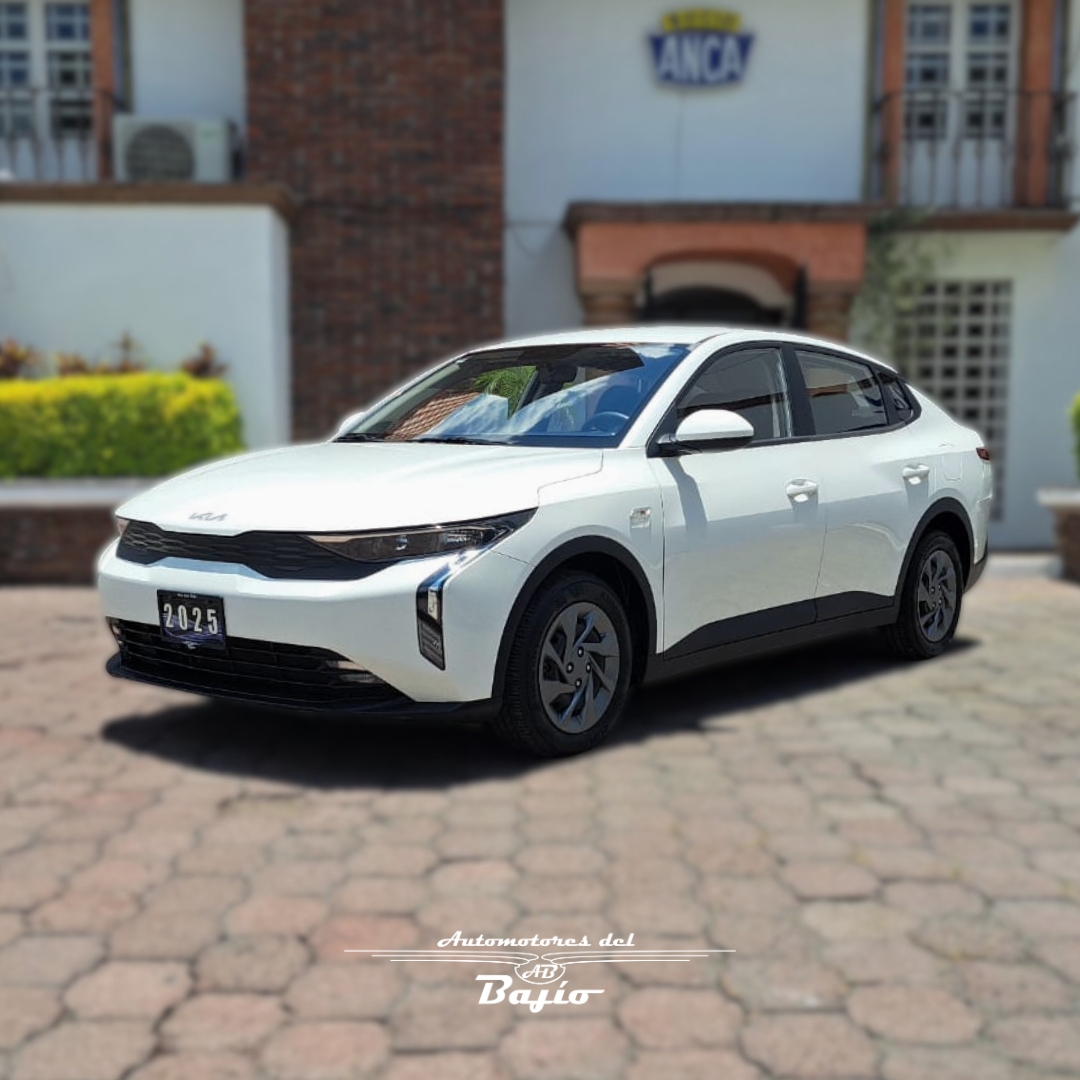 <a href='https://automotoresdelbajio.com.mx/autos/auto/3662'> KIA <br> K3 L</a>