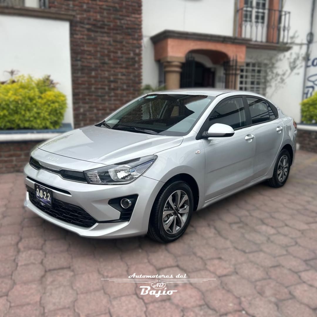 <a href='https://automotoresdelbajio.com.mx/autos/auto/3633'> KIA <br> RIO LX </a>