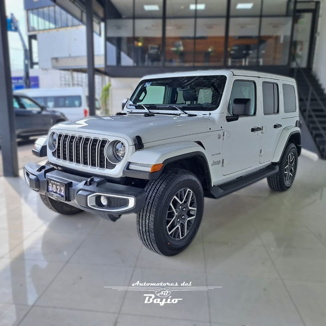 <a href='https://automotoresdelbajio.com.mx/autos/auto/3643'> JEEP <br> Wrangler Unlimited Sahara</a>